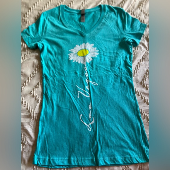 Next Level Apparel Las Vegas Women’s Top - Picture 1 of 4